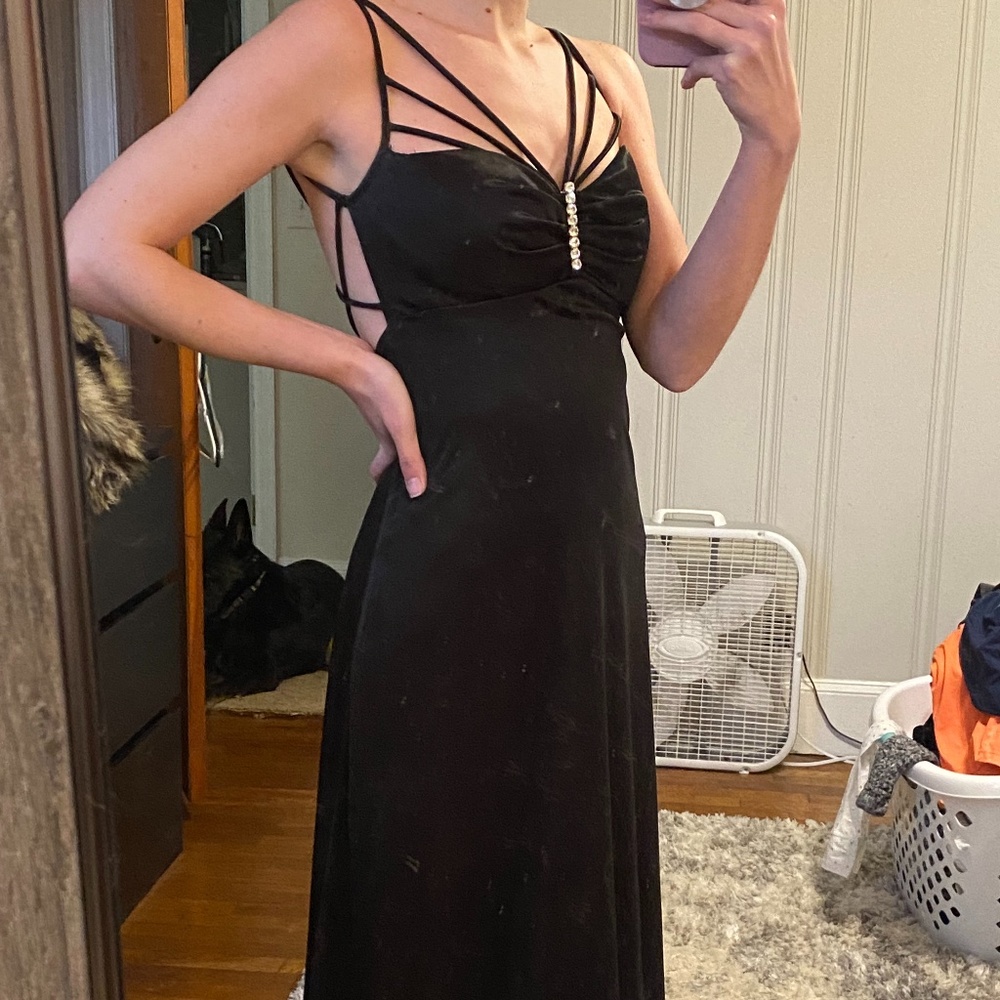 B. Darlin Formal Dress